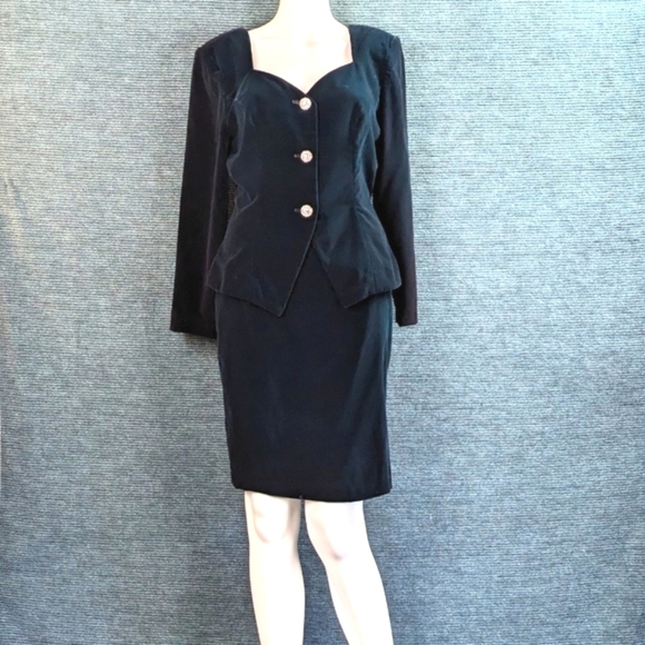 Vtg Niki Petites Velvet Skirt Set - Picture 3 of 17